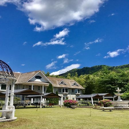 Condominium Square Hills นิกโก ภายนอก รูปภาพ