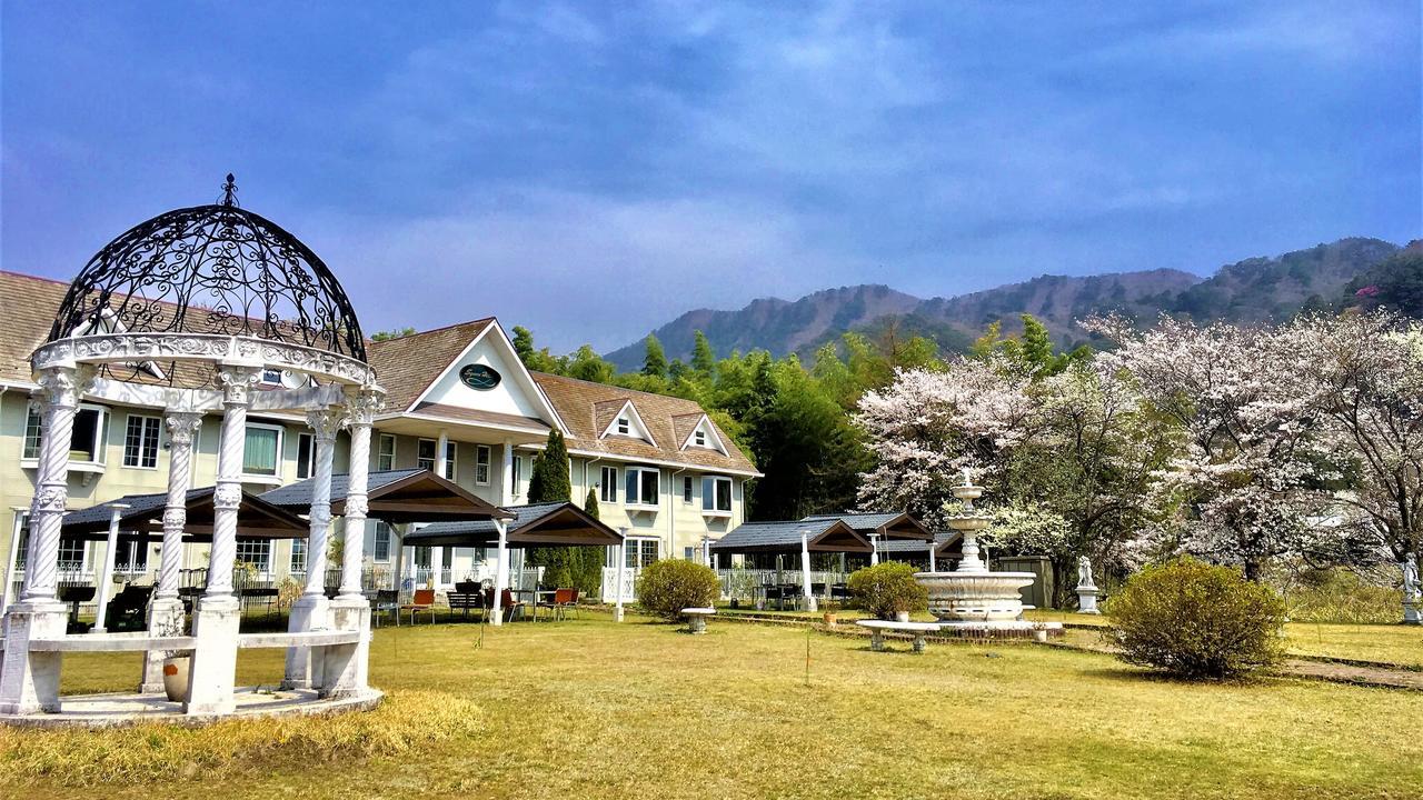 Condominium Square Hills นิกโก ภายนอก รูปภาพ